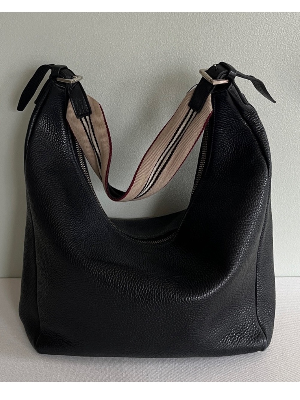Black Pebbled Hobo Bag - Picture 2 of 13